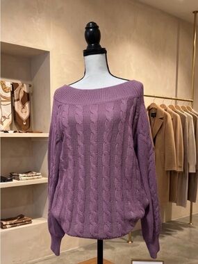 Women's Cable Knit Off-Shoulder Sweater - Plum